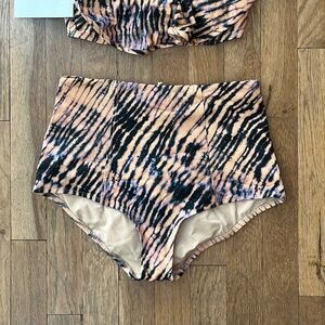 Ulla Johnson (new with tag) Azores high rise bikini bottom (size M)